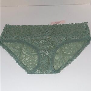 NWT Victoria's Secret Lace Hipster Panties